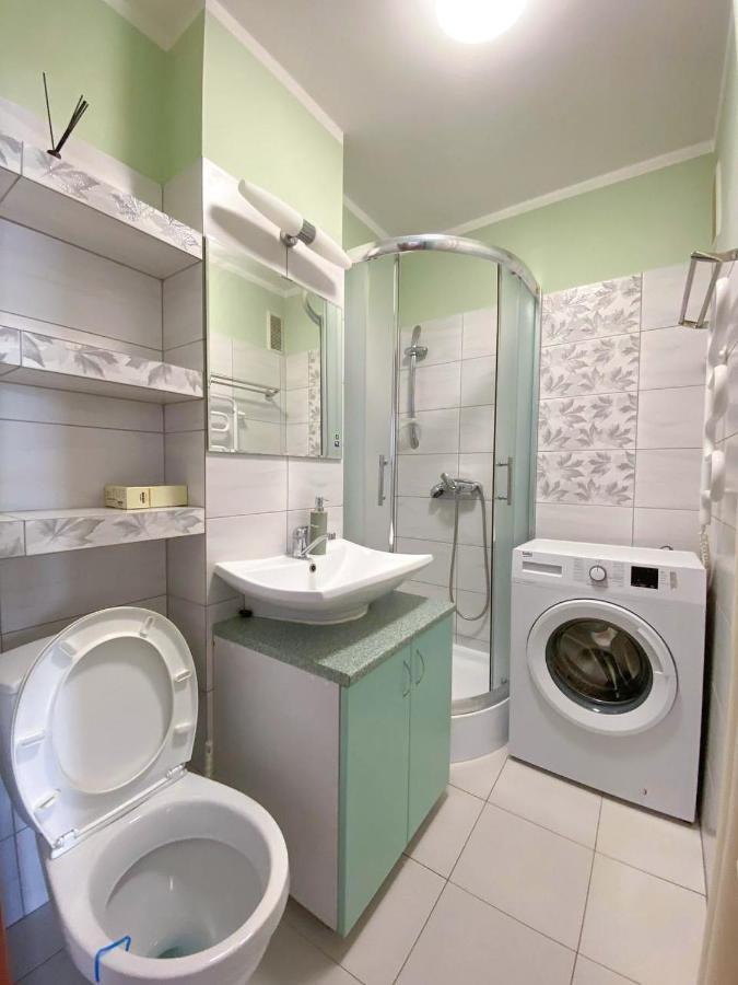 Room №3 Grzybowska 5 The Very Center Of วอร์ซอ ภายนอก รูปภาพ
