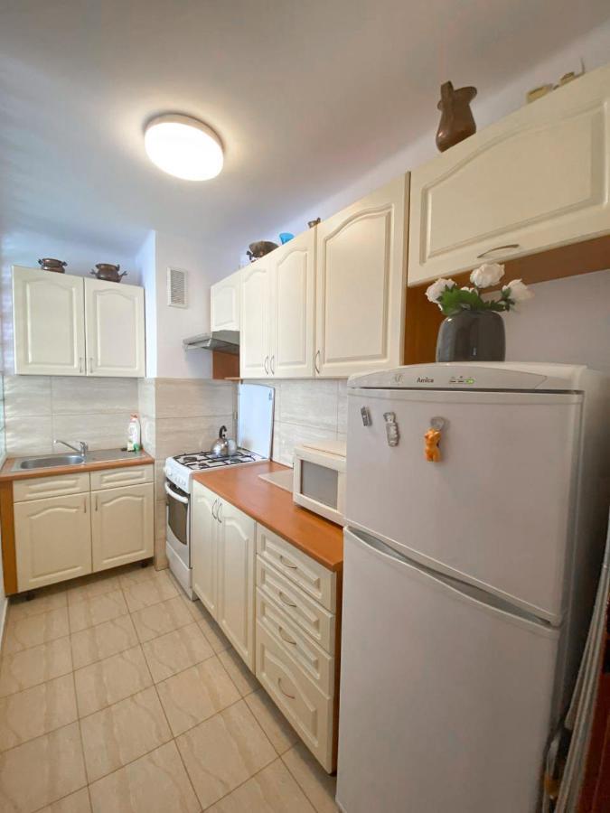 Room №3 Grzybowska 5 The Very Center Of วอร์ซอ ภายนอก รูปภาพ